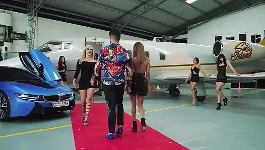 Birçok latinas zincir kedi oral seks ggmansion yap