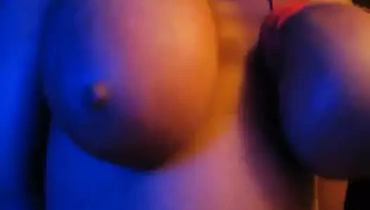 Slap ona bağlı memeler 2 arasında 4