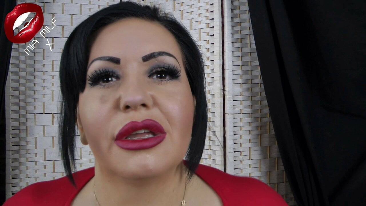 yağlı gilf mia, milf anne, sağımcılar, büyük ıslak memeler