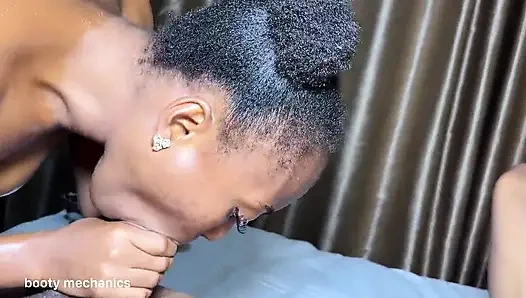 Komşularım 19 yaşında seksi bir sürtük