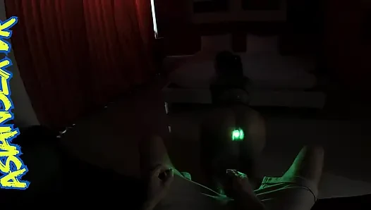 Yaramaz Taylandlı piliçle gece yarısı sikişiyor