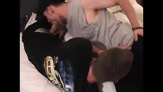 FuckFest 3!  Tüm sikiş videoları!