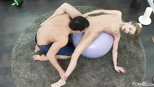 sonya tatlı ile çıplak yoga