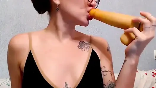 Yarağını em ve göt deliğimi azdır