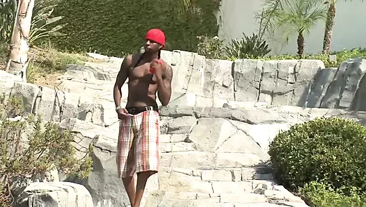 Jaelyn Fox ve Tara Lynn Foxx ile ırklararası seks grubu iki platin sarışın sürtük birkaç büyük yarakla zevk almak istiyor