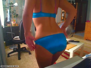 göt sallama kızdırmak içinde mavi saten külot