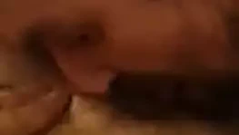 O doruğa başlar ve onu kedi yaladığım zaman gelir