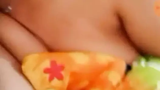 melayu-main tetek masa live