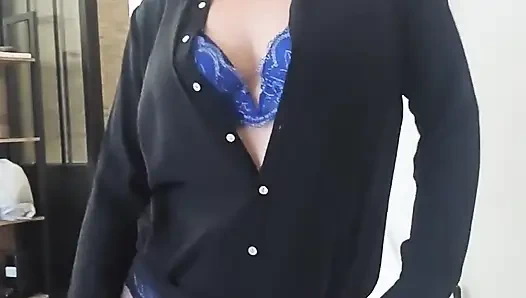 Hey sen, abone ol ve gel ne kadar iyi bir sürtük olduğumu gör!