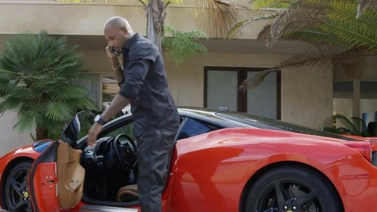 Karartılmış - iki gençler vs bbc