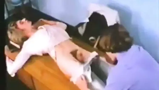 Stp3 kız öğrenciler bir lanet seviyorum ve emmek!