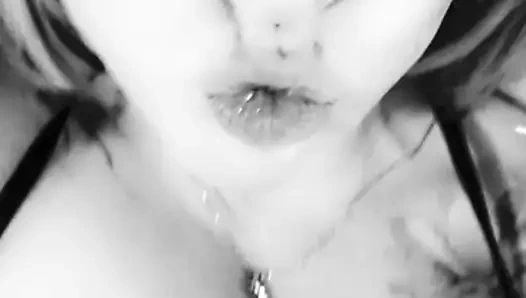 siyah beyaz alexa oyun