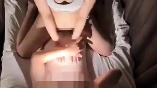 En büyük açık, ciddi bir kızın gece boyu yakınlığı ortaya çıkarken kontrolünü kaybettiğini ortaya koyuyor 2.