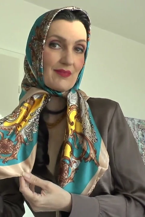Öğleden sonra başörtüsü denemesi, bölüm 1 - lady victoria valente