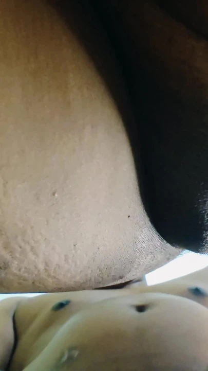 Üvey erkek kardeş aldattı ve üvey kız kardeşiyle seks yaptı, Hintçe sesli video | Klip 2