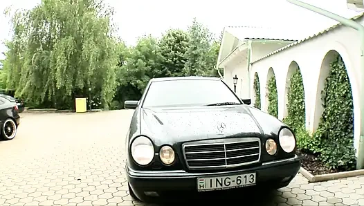 Mükemmel üçlü seks