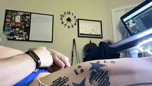 Can You Tell I Get Horny and Bored Often?