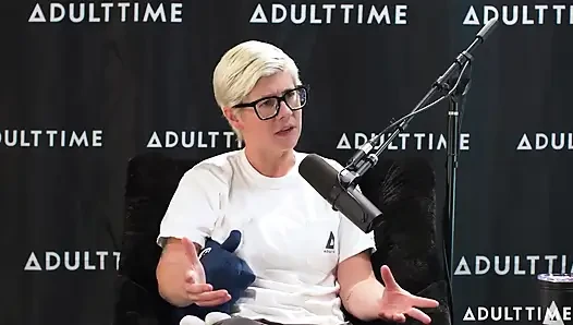 Cami Strella bir kült hayatta kalmak, tiktok şöhreti ve tek eşlilik dışı | Adult Time Podcast