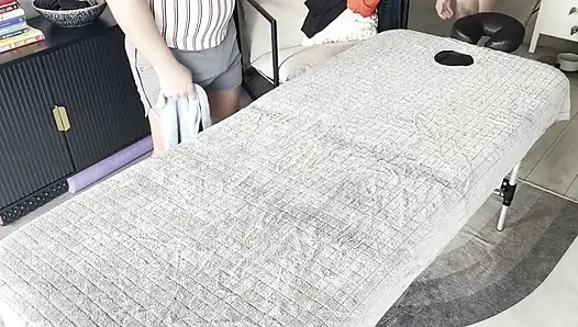 Ryan lee xxxx ve üvey baba dan diğerini sikiyor