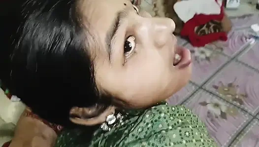 Şehvetli Hintli yenge yatak odasında devar ile sert domalıyor - amatör desi ev yapımı rol yapma