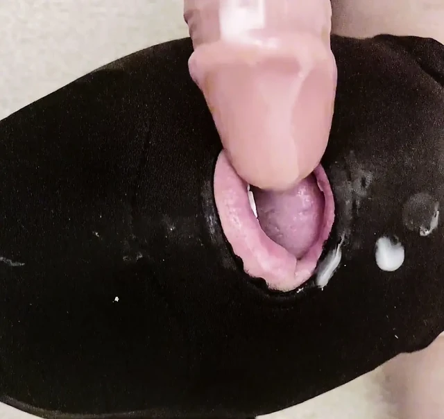 Ödül olarak Sub Slave'e Sik ve Döl