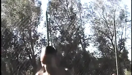 Zenci bebek öğretmeni için her şeyi yapıyor