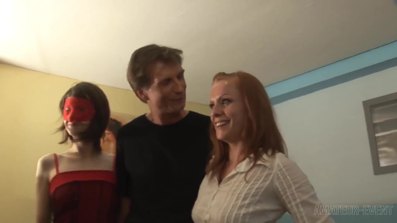 Trixxi and Her Girlfriend Inseminated in Mass