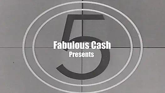 Allie Addison üvey erkek kardeşi tarafından yakalanıyor ve sert sikiliyor