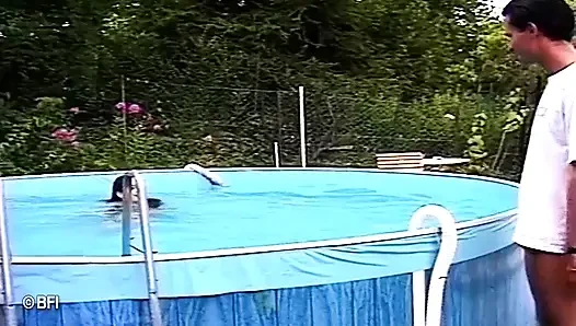 Joha'nın arka bahçede götüne şaplak atma eğitimi