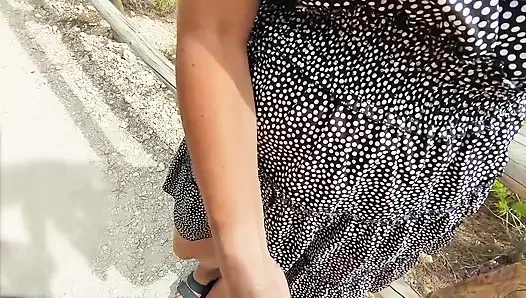 Fransız orta yaşlı seksi kadın yunanistan'da çıplaklar plajında amatör yabancıya boşalmalı oral seks - misscreamy