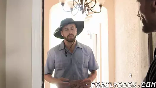 Dik sporcu hardcore çift nüfuz raw 3way ile üvey baba