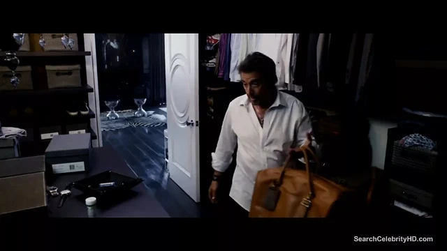 Katarina casde çıplak - danny collins