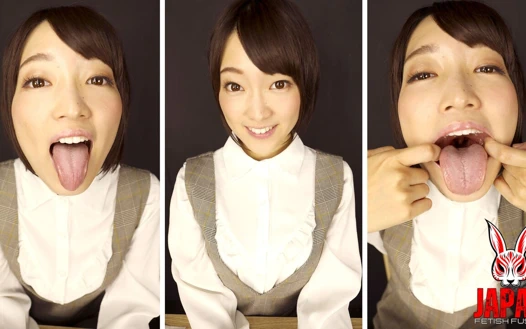 Uzun dil, kalın tükürme: Ameri Hoshi izlemeni emrediyor.