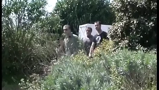 1 pretty blonde blonde girl fucked by 4 voyeurs in the fresh grass!