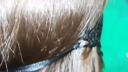 Üvey kızımın işten eve gelmesini izliyorum