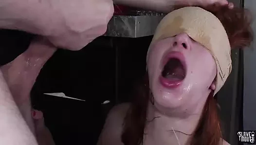 Yüz becerdin – alexa nova horoz tarafından sıkıştırılır