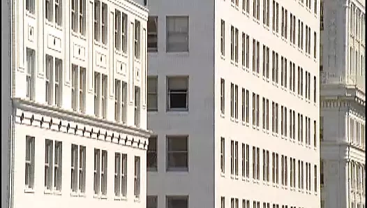 Üvey babam olabilirsin