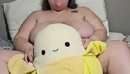 Sevimli amcığımla oynuyorum