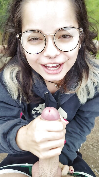 Amateur Outdoor Blowjob & Facial  Cute Nerd Brunette, Brown Eyes, Big Dick