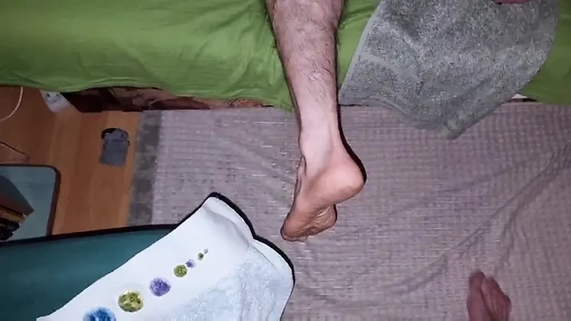 Gece yarısı sert ve sert sikiş