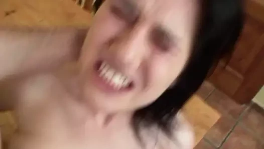 Pov dik milf gets boşalmak içinde şaşkın kedi