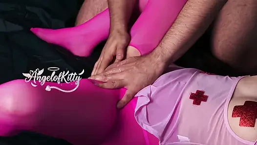 My wife loves it when I masturbate to her. She squirts.