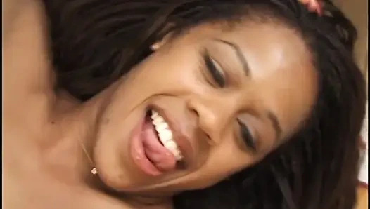 Siyah kıllı amcık siyah yarak nostaljik seks