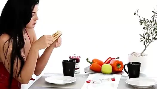 Kahvaltıda hayal kurmak