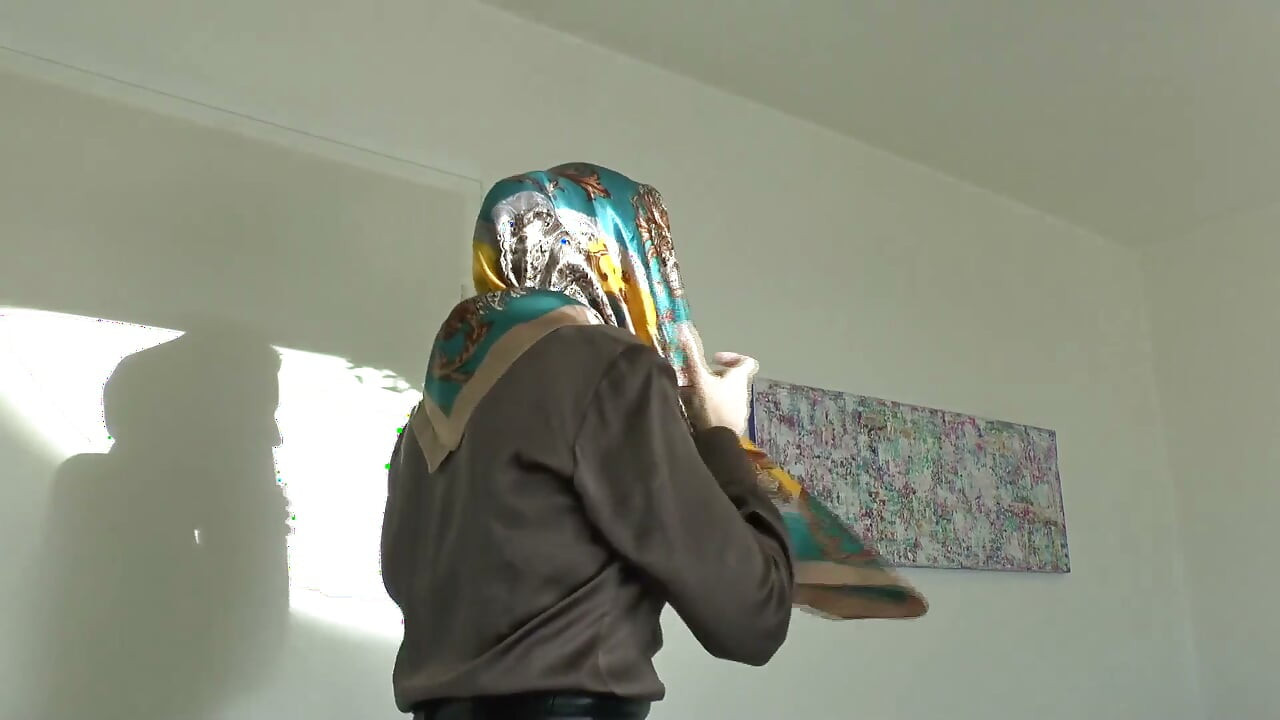 Öğleden sonra başörtüsü denemesi, bölüm 1 - lady victoria valente