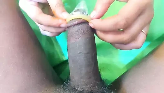 İri göğüslü azgın evli kadın kocasına cinsel zevk verdi