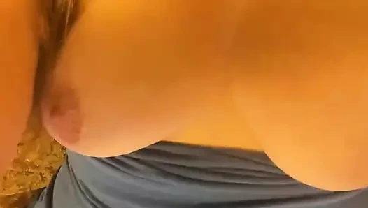 Honeyfleur amından zevk alıyor