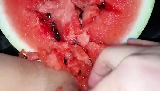 🍉 WATERMELON MULTIPLY HOMEMADE FEMALE ORGASMS- FULL ARAB LONG PORN VIDEO 2025- BEST SAUDI AMATEUR- ARABIAN SNOWWHITE KINKY MAST