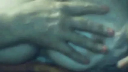 Anita eski kaltak gösteri memeler ve göt