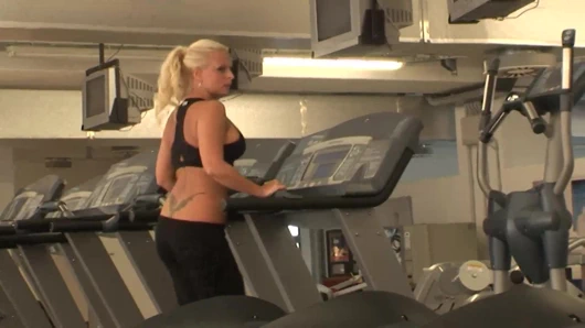 LUNA STERN LA MIA PRIMA VOLTA - bölüm 1